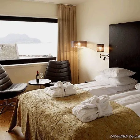 Scandic Parken 4*