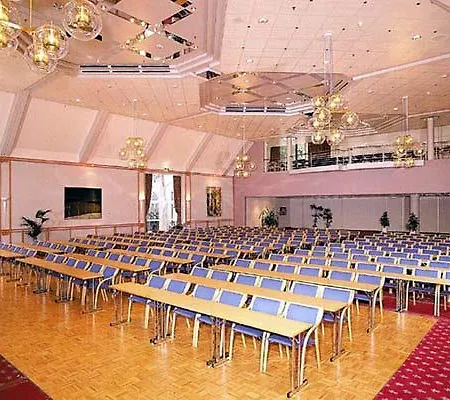 Scandic Parken 4*